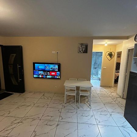 Masion Belle Vue Apartment Sarcelles Bagian luar foto