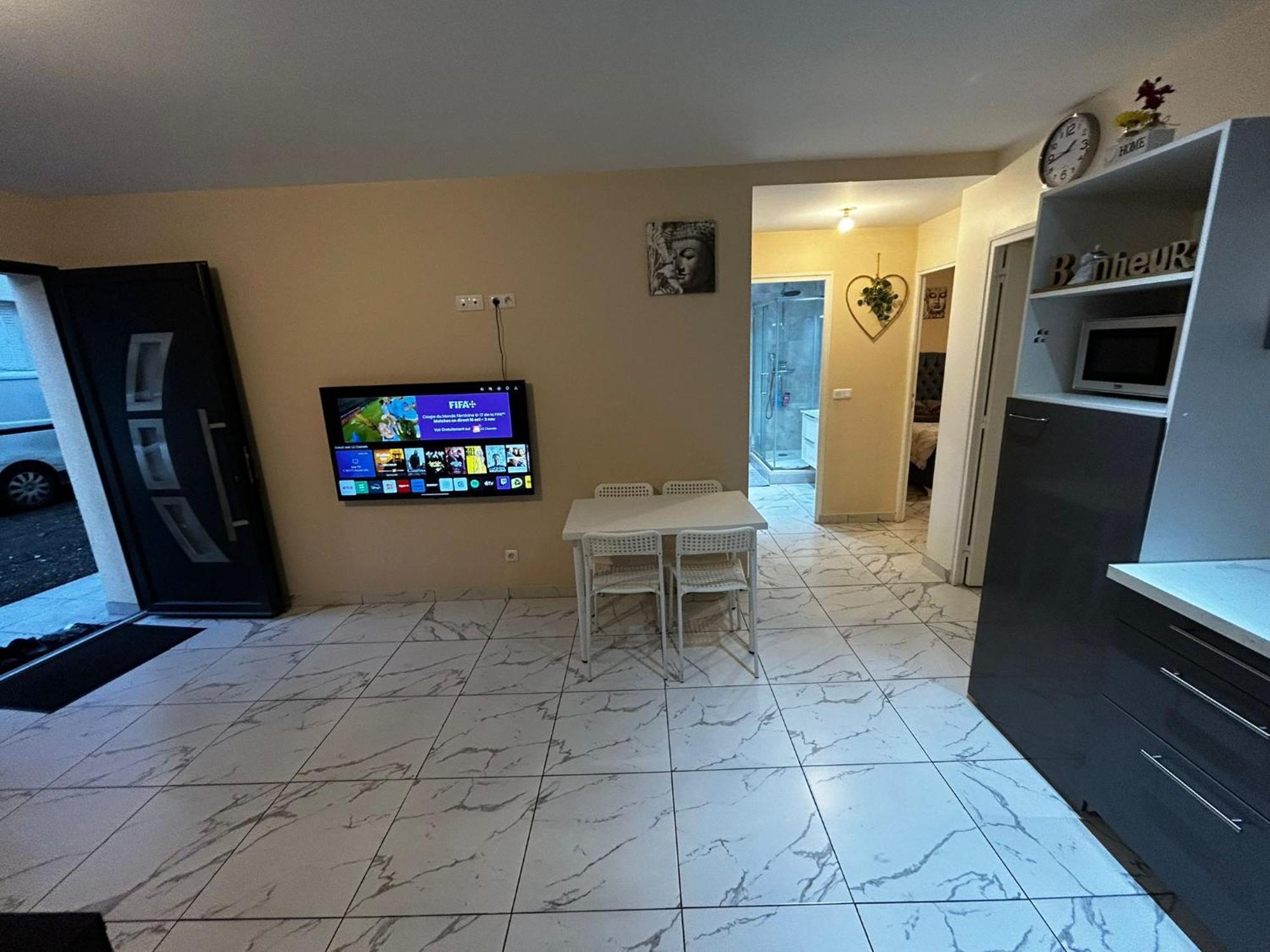 Masion Belle Vue Apartment Sarcelles Bagian luar foto